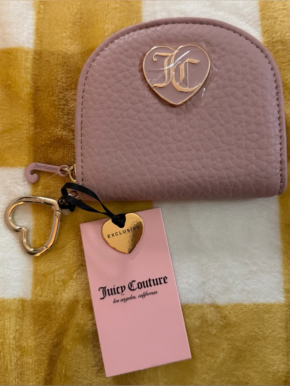 Juicy Couture Dusty Pink Pebbled Card Wallet with Gold Heart Keyring
